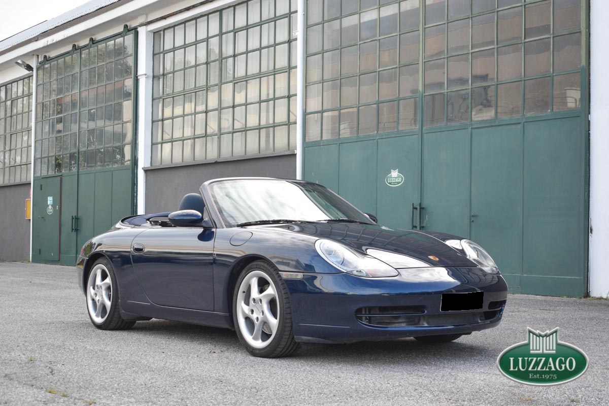 Porsche - 911 996 Carrera 4 Cabriolet