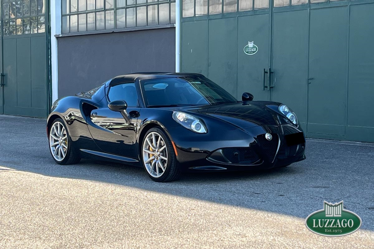 Alfa Romeo - 4C Spider America