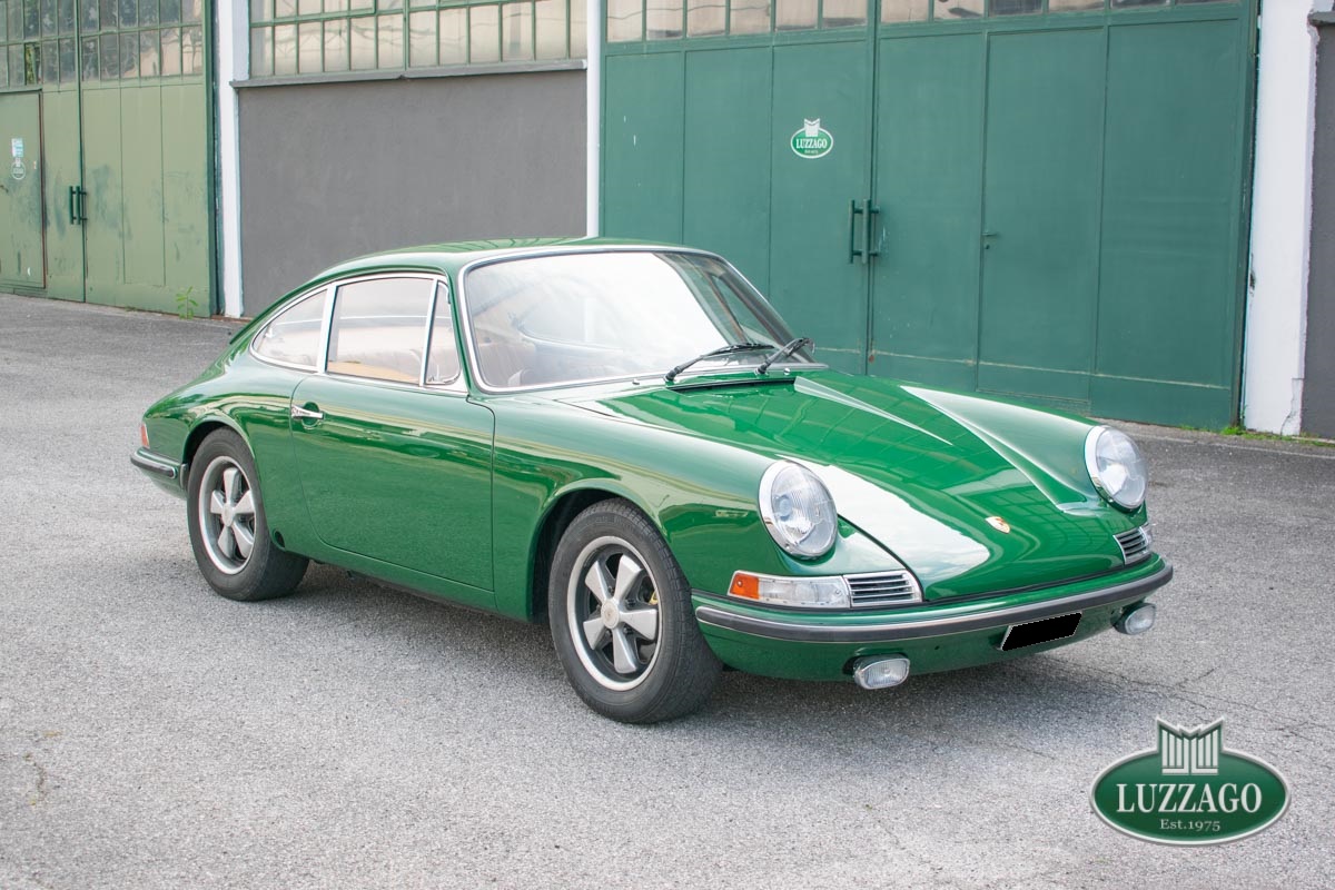 Porsche 911 2.0 S SWB (1 of 1823) - 1968