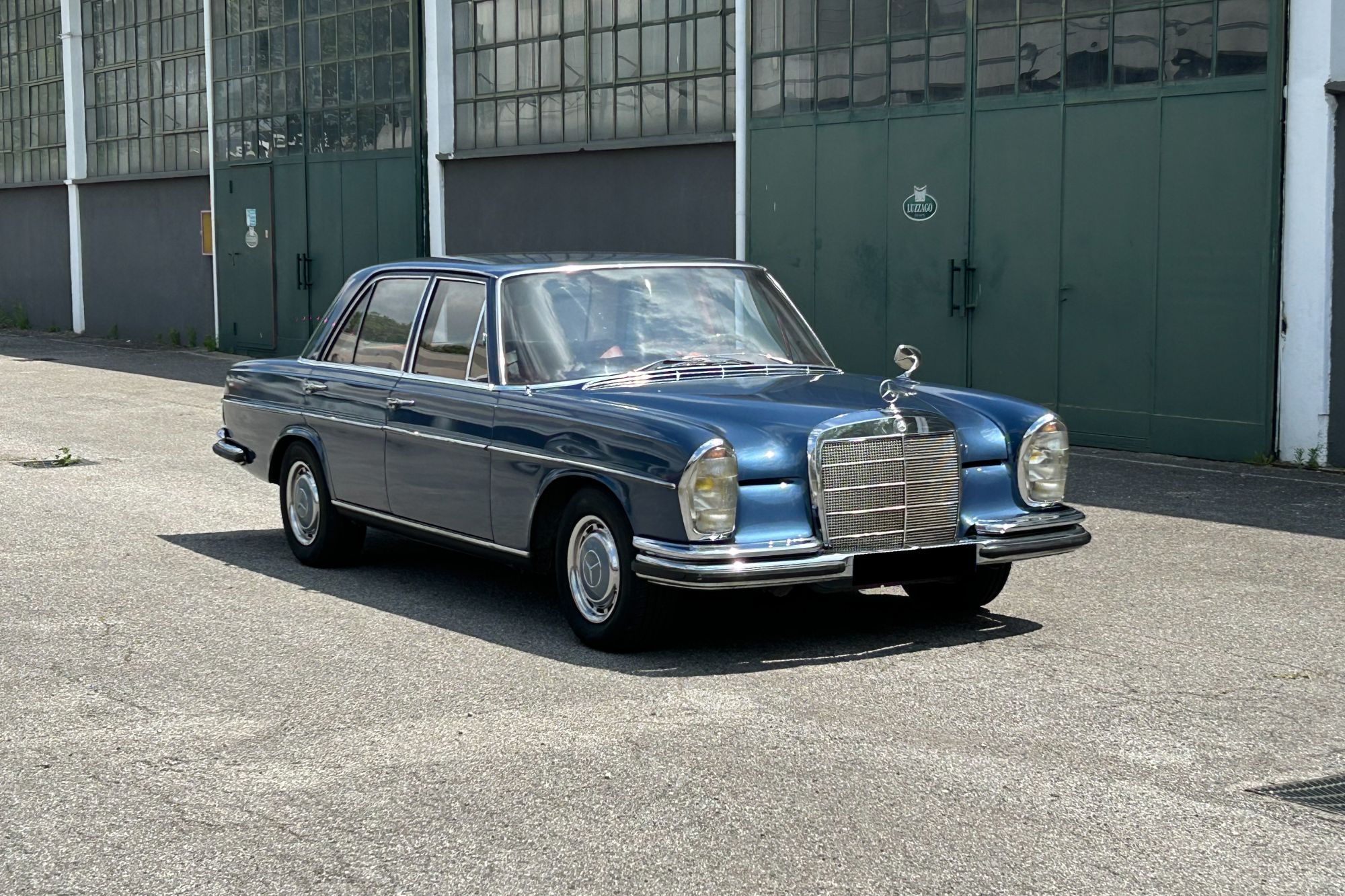 Mercedes-Benz - 250 SE (W111)
